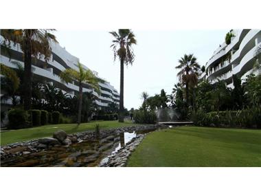Apartment/flat for sale in Puerto Banus (Andalucia)