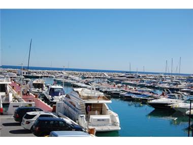 Apartment/flat for sale in Puerto Banus (Andalucia)