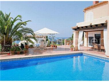 House/villa for sale in Fornells (Balearic Islands)