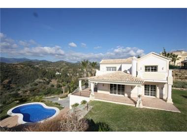 House/villa for sale in Estepona (Andalucia)