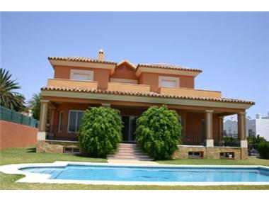 House/villa for sale in Estepona (Andalucia)