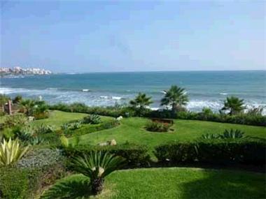 Townhouse for sale in Estepona (Andalucia)
