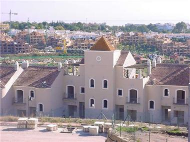 Townhouse for sale in Estepona (Andalucia)