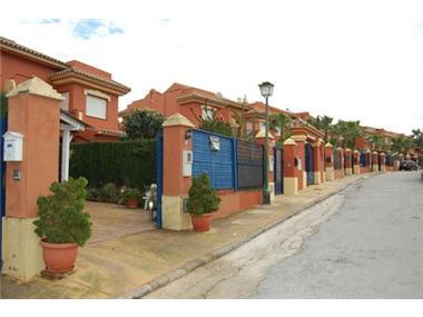Townhouse for sale in Estepona (Andalucia)