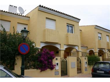 Townhouse for sale in Puerto Romano (Andalucia)