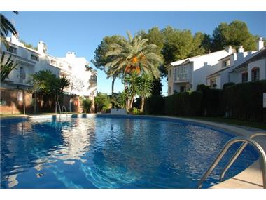 Townhouse for sale in El Coto (Andalucia)