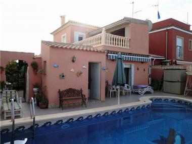 Semi/terraced Villa for sale in Torreta (Valencia)