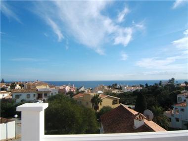 Semi/terraced Villa for sale in El Faro (Andalucia)