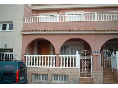 Townhouse for sale in Los Montesinos (Valencia)