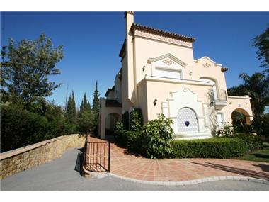 House/villa for sale in La Quinta Golf (Andalucia)
