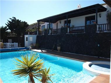 Miscellaneous for sale in La Asomada (Canary Islands)