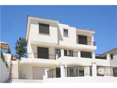 Semi/terraced Villa for sale in Neo Chorio (Paphos)