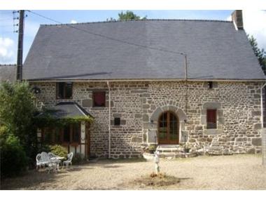 Manor for sale in Gorron (Region Pays de la Loire)