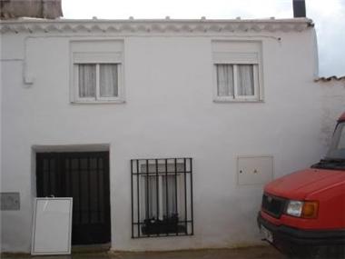 Village House for sale in Santiago de Calatrava (Andalucia)