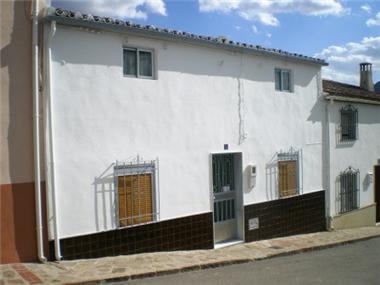 Village House for sale in Martos (Andalucia)