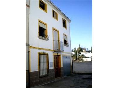 Townhouse for sale in Castillo de Locubin (Andalucia)