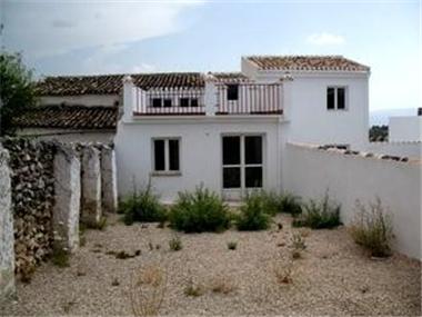 Village House for sale in Bobadilla De Alcaudete (Andalucia)