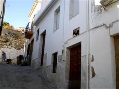 Village House for sale in Luque (Andalucia)