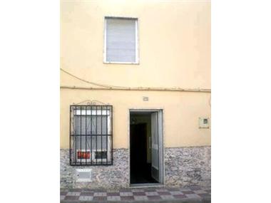 Village House for sale in Castillo de Locubin (Andalucia)