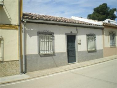 Village House for sale in Martos (Andalucia)