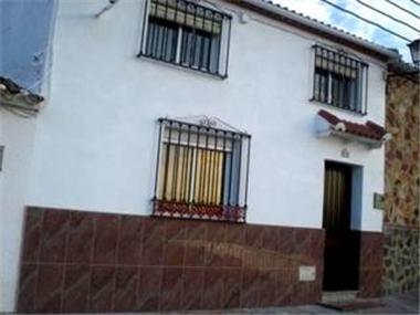 Village House for sale in Martos (Andalucia)