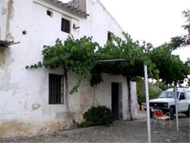 Cortijo for sale in Martos (Andalucia)