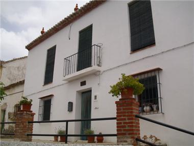 Village House for sale in Moclin (Andalucia)