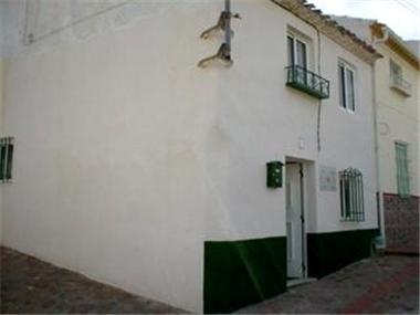Village House for sale in Martos (Andalucia)