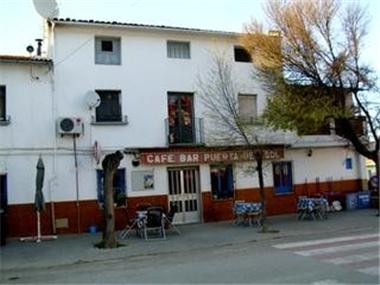 Village House for sale in Ventas del Carrizal (Andalucia)