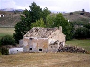 Ruin for sale in Alcala la Real (Andalucia)