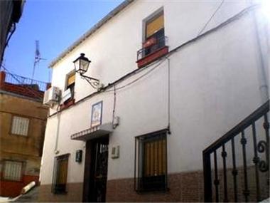 Village House for sale in Martos (Andalucia)
