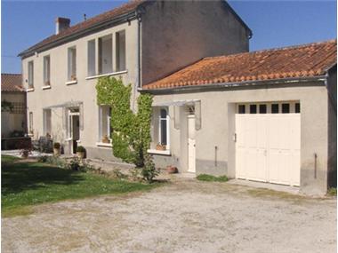House for sale in Mansle (Poitou-Charentes)