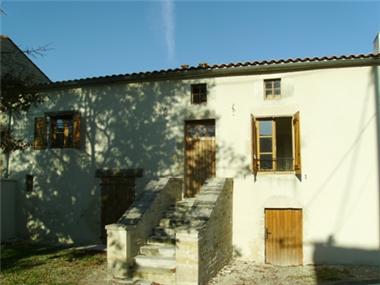 House for sale in Villefagnan (Poitou-Charentes)