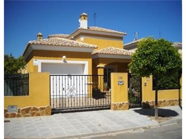 Villa / Detached for sale in La Horadada (Valencia)