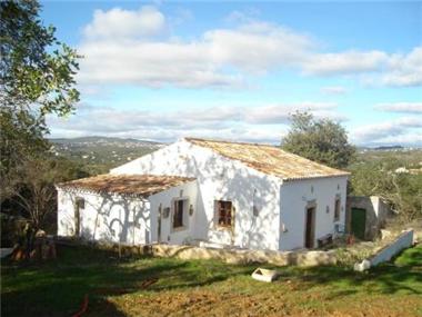 House for sale in Estoi (Faro)