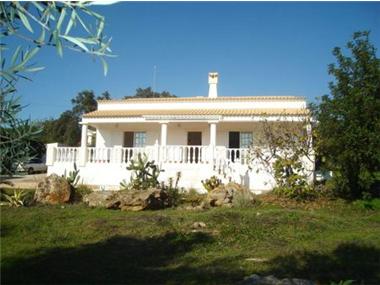 Villa for sale in Sao Bras de Alportel (Faro)