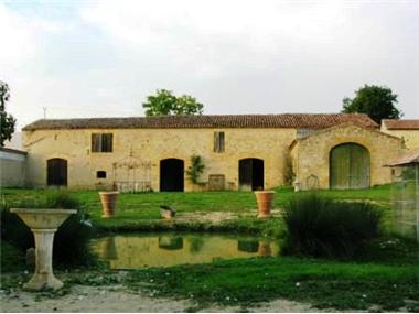 Barn_conversion for sale in Saint-Puy (Midi-Pyrenees)