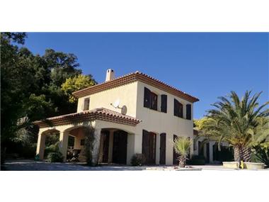 Villa for sale in Les Issambres (Provence-Alpes-Cote d'Azur)