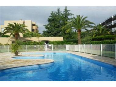 Apartment for sale in Antibes (Provence-Alpes-Cote d'Azur)