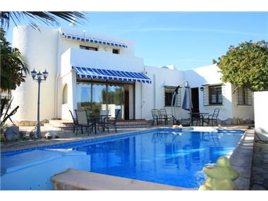Villa / Detached for sale in Benitachell (Valencia)