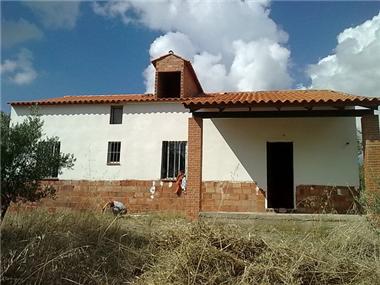 Farmhouse for sale in Villaviciosa de Cordoba (Andalucia)