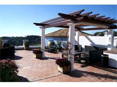 Penthouse for sale in Benahavis (Andalucia)