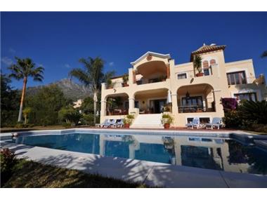 Villa for sale in Sierra Blanca (Andalucia)