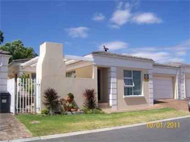 House for sale in Somerset West (Province of the Western Cape)