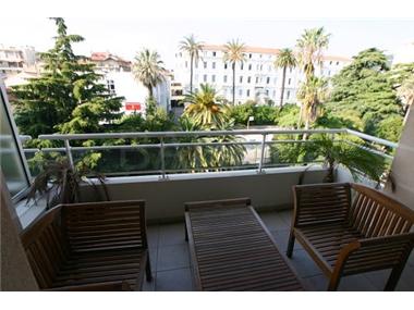 Apartment       for sale in Cannes (Provence-Alpes-Cote d'Azur)