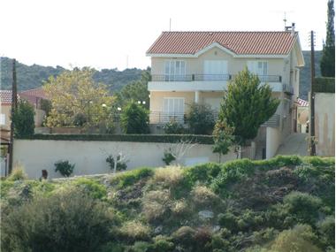 Villa for sale in Palodhia (Limassol)