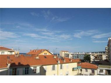 Apartment for sale in Antibes (Provence-Alpes-Cote d'Azur)