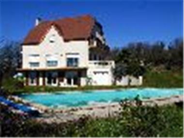 Villa for sale in Castetpugon (Aquitaine)