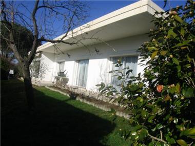 Villa for sale in Orleix (Midi-Pyrenees)