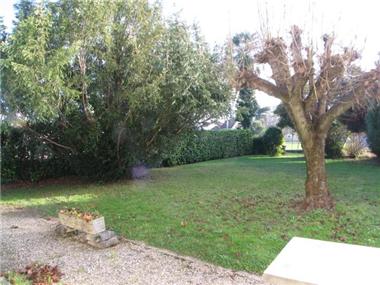 Villa for sale in Semeac (Midi-Pyrenees)